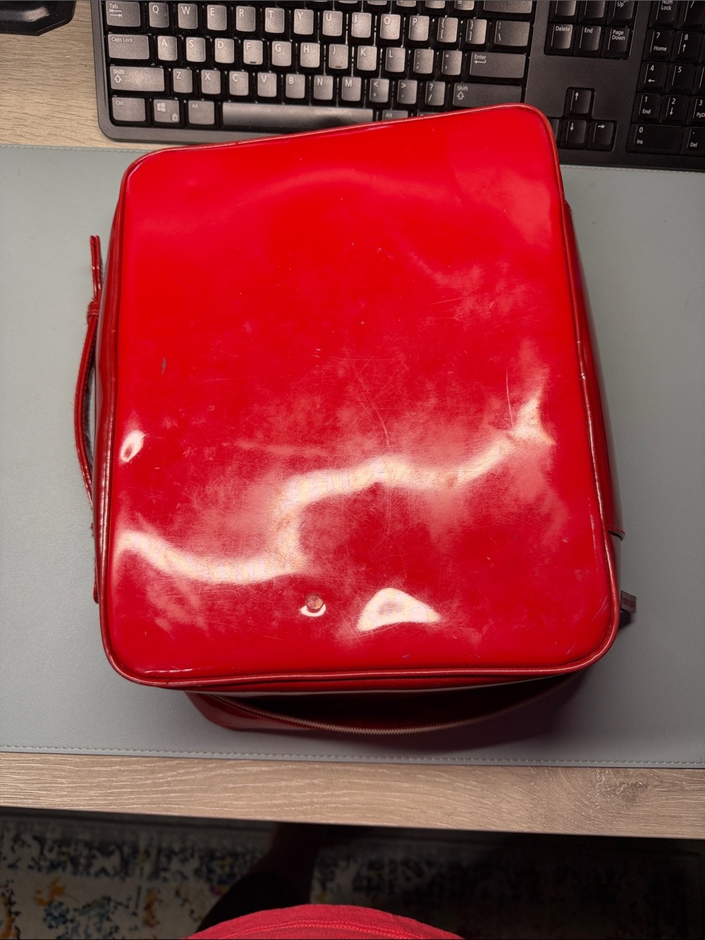 Estee Lauder Red Glossy Cosmetic Bag with Gold Zipper - Picture 4 of 4